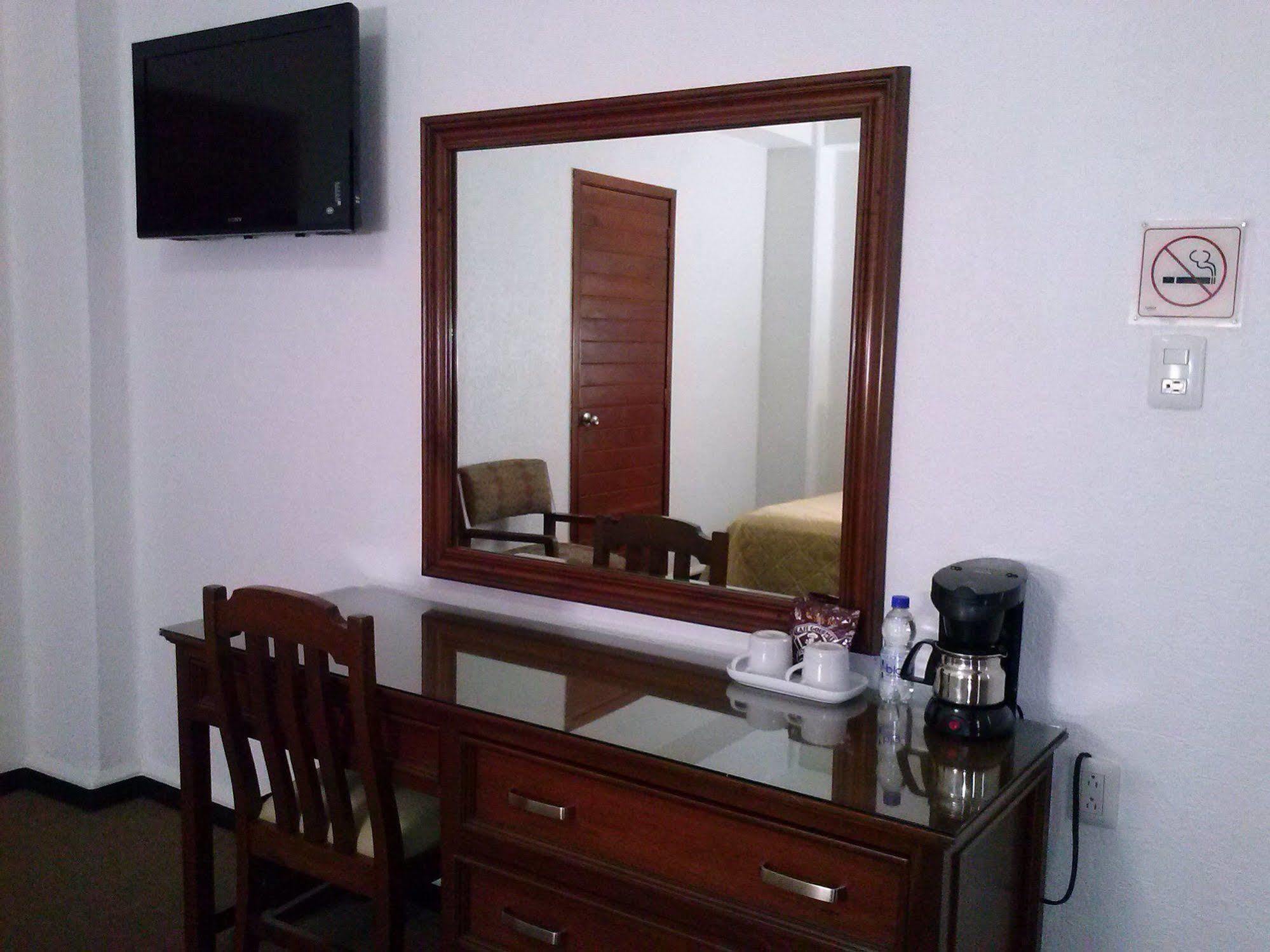 Capital O Florida Tuxpan, Veracruz Tuxpan  Exterior photo